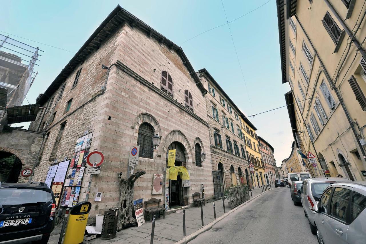 Il Nido Del Canterino Perúgia Exterior foto