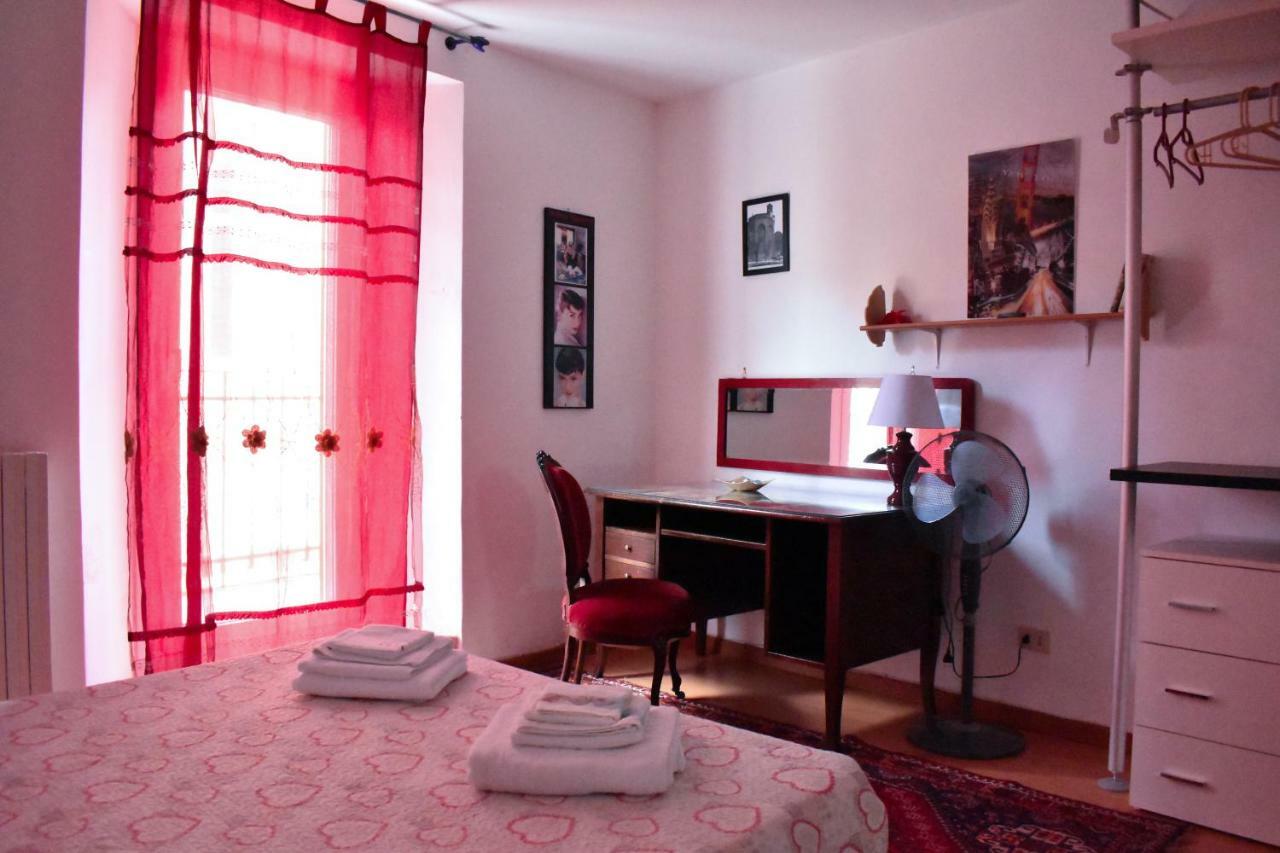 Il Nido Del Canterino Perúgia Exterior foto